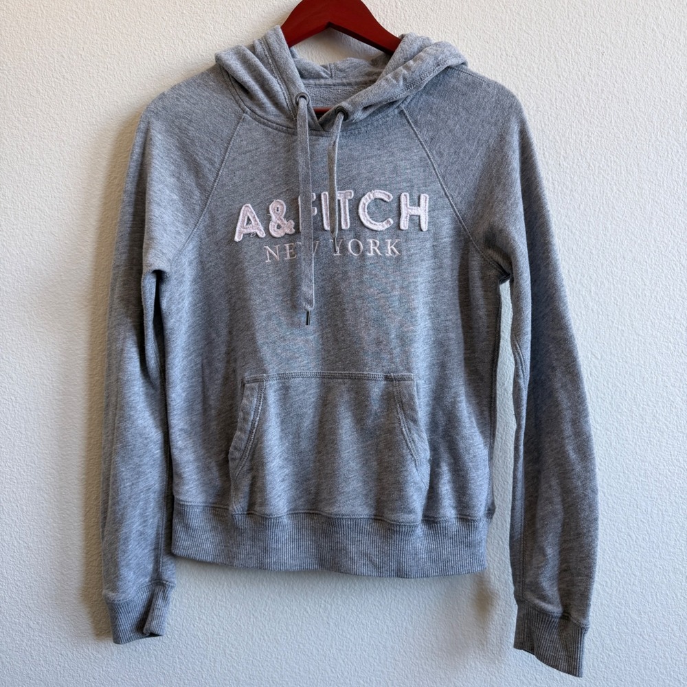 Abercrombie & Fitch Gray Chenille Logo Pullover Hoodie Sweatshirt Womens Medium